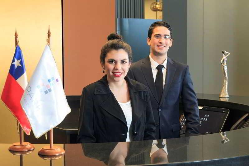 Courtyard By Marriott Santiago Airport Hotel Exterior photo